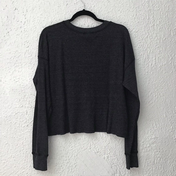 MICHAEL STARS 'Delia' Thermal Tee in Charcoal - Picture 3 of 4